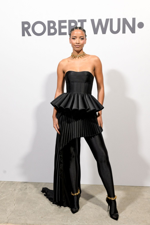 Flore Coquerel at Robert Wun Haute Couture Show, January 2024 3