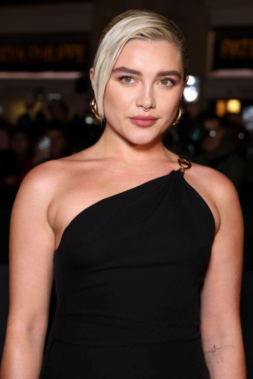 Florence Pugh at Valentino Haute Couture Show in Paris, January 2024 6