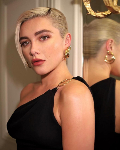 Florence Pugh at Valentino Haute Couture Show Portraits, January 2024