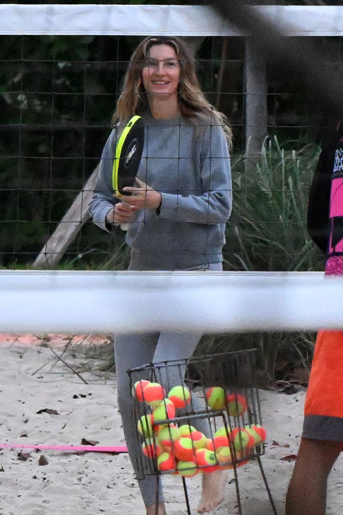 Gisele Bundchen Playing Beach Tennis in Miami, January 2024 8