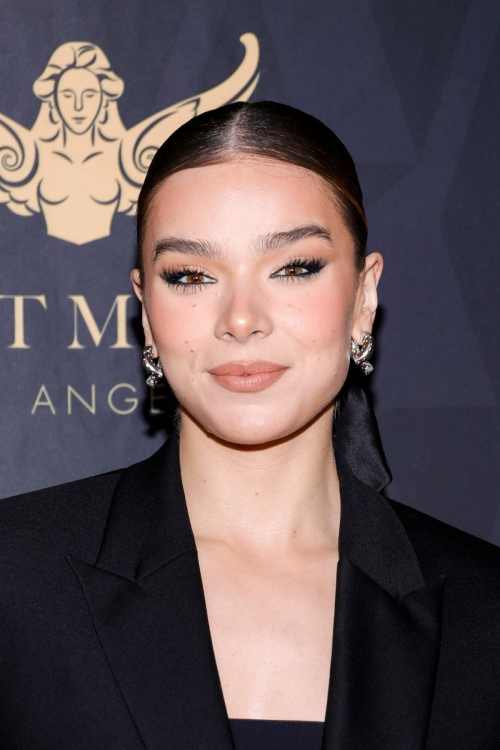 Hailee Steinfeld at Astra Film Awards, January 2024 4