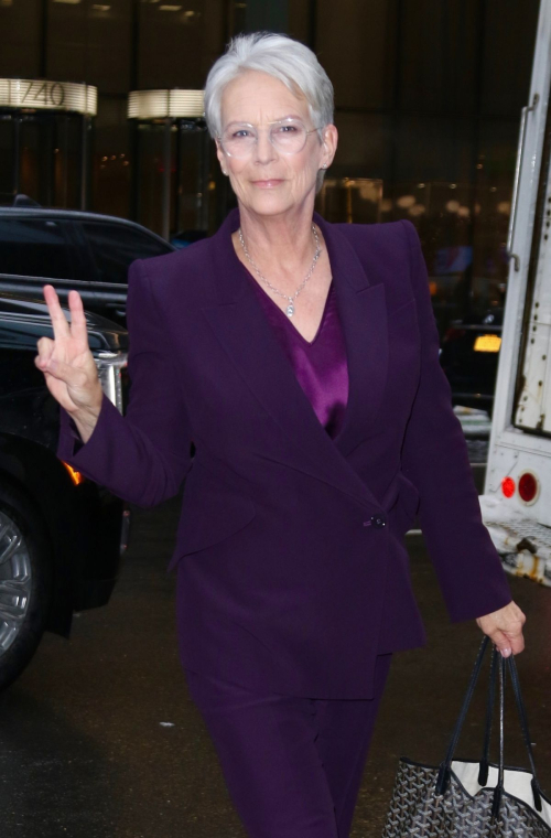 Jamie Lee Curtis promotes her children