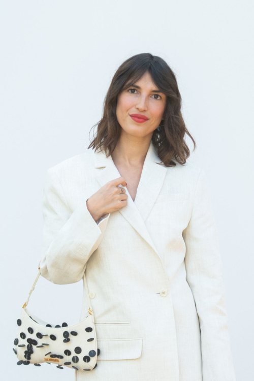 Jeanne Damas at Jacquemus Show in Saint-Paul-De-Vence, January 2024 3