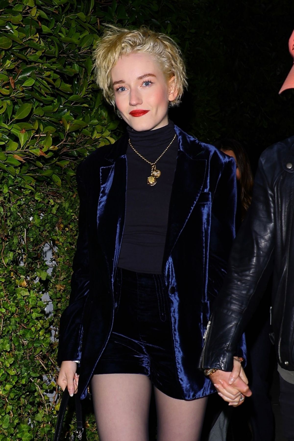 Julia Garner Arrives at Emmy Pre-party in Los Angeles, January 2024