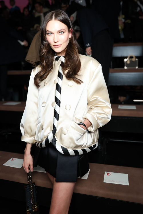 Karlie Kloss at Louis Vuitton FW24 Men’s Collection Fashion Show, January 2024 5