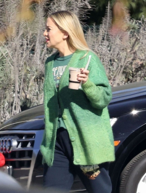 Kate Hudson Leaves Shell Set Trailer in Los Angeles, January 2024