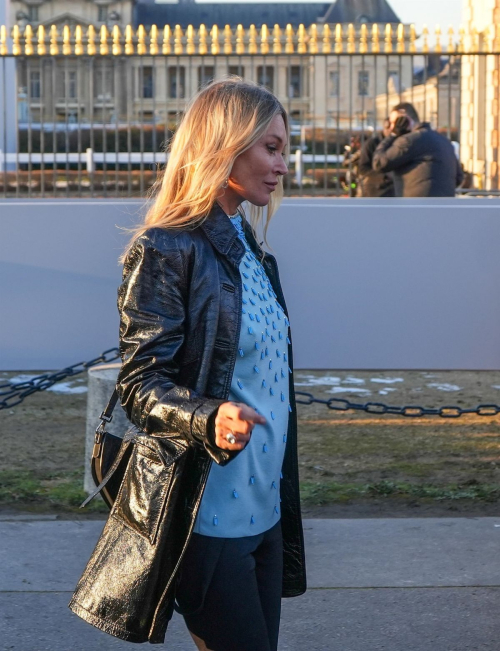 Kate Moss Leaves Dior Fashion Show at Paris Fashion Week, January 2024 4