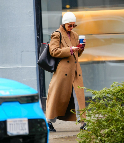 Katie Holmes Out in New York, January 2024 4