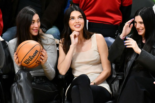 Kendall Jenner at Oklahoma City Thunder vs Los Angeles Lakers Game, January 2024 3