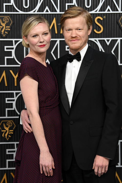 Kirsten Dunst at 75th Primetime Emmy Awards in Los Angeles, January 2024 3