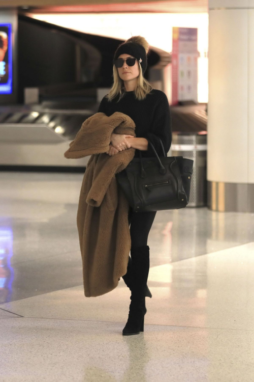 Kristin Cavallari Arrives in Los Angeles, January 2024 3