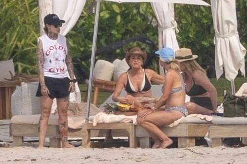 Kyle Richards Celebrates Her Birthday with Morgan Wade at a Beach in Punta Mita, January 2024 6