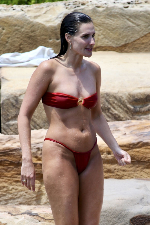 Laura Dundovic in Bikini at Sydney Swimming Hole, January 2024