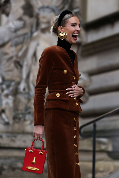 Leonie Hanne at Schiaparelli Spring/Summer Show in Paris, January 2024 5