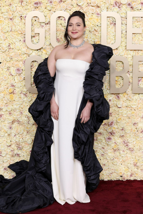 Lily Gladstone at Golden Globe Awards, January 2024 9