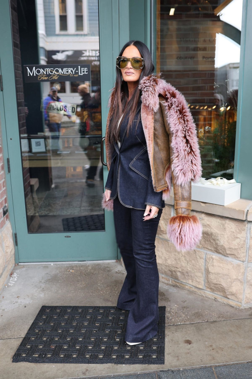 Lisa Barlow Out and About in Park City, January 2024 5