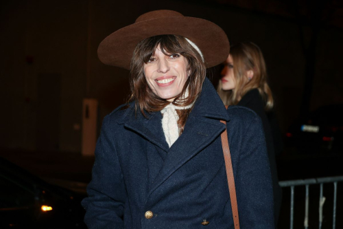 Lou Doillon at AMI Menswear Fall/Winter 2024-2025 Show in Paris, January 2024 3