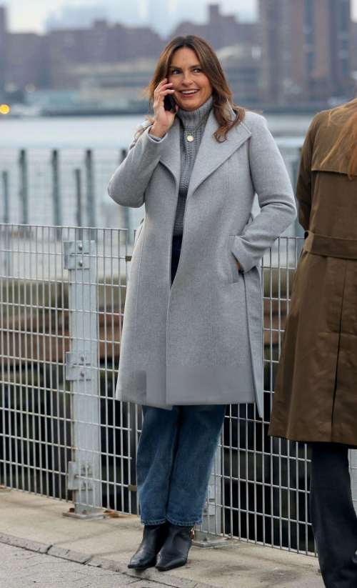 Mariska Hargitay on Set of Law & Order: SVU, Manhattan, January 2024 2