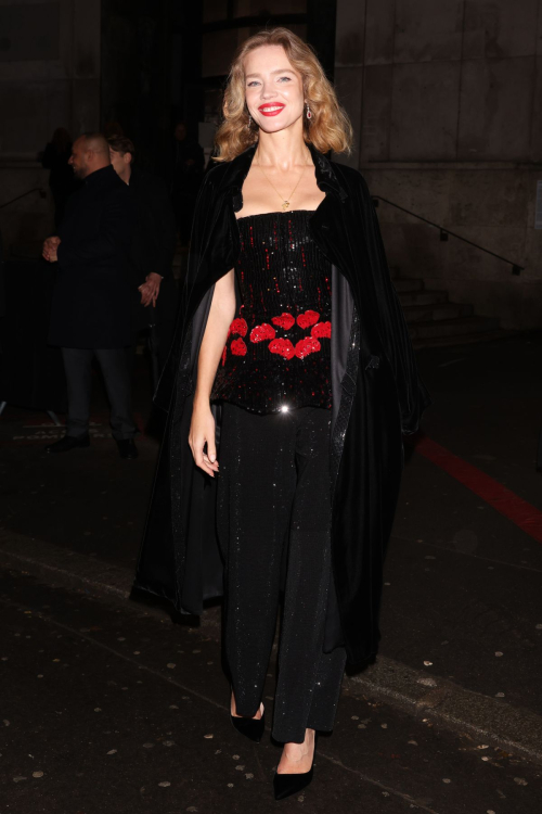 Natalia Vodianova Attends Giorgio Armani Show in Paris, January 2024 2