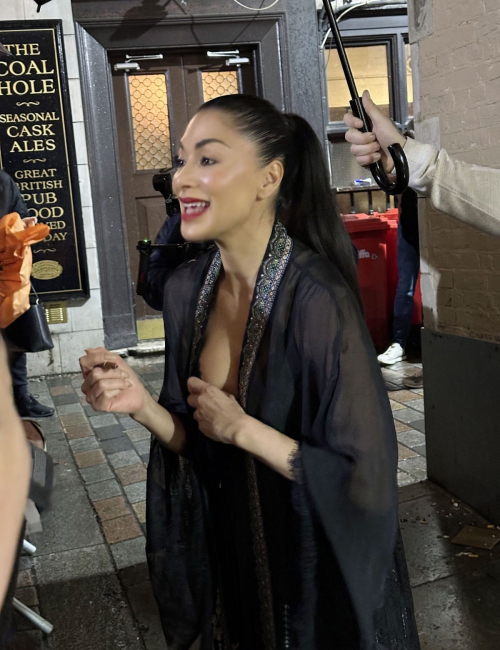 Nicole Scherzinger Meeting Fans Outside Savoy Theatre in London, January 2024 4