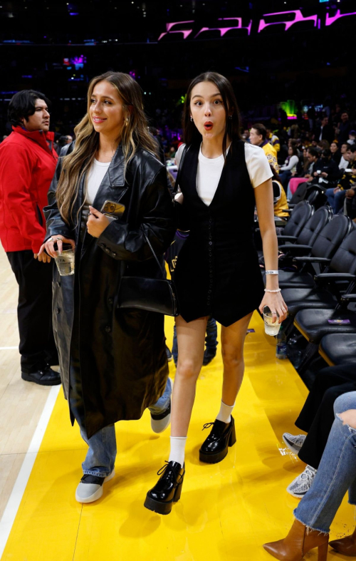 Olivia Rodrigo and Tate McRae at Lakers vs Nets Game in Los Angeles, January 2024 4