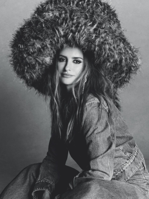 Penelope Cruz for Vanity Fair Italy, January 2024 4