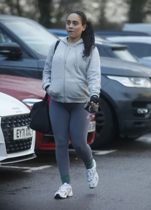 Pregnant Annie Bullah Leaves a Gym in Essex, January 2024 6