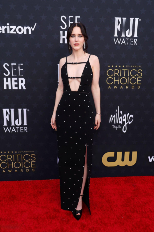 Rachel Brosnahan at 2024 Critics Choice Awards in Santa Monica, January 2024 2