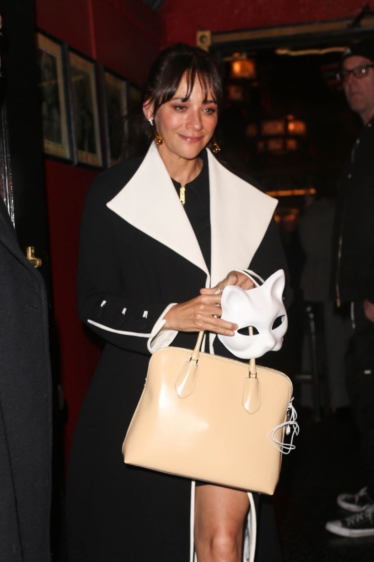 Rashida Jones Leaves Tory Burch Event in Los Angeles, January 2024