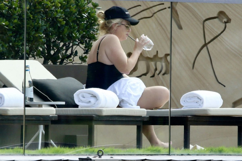 Rebel Wilson in Swimsuit at Sydney Hotel Pool, January 2024 2