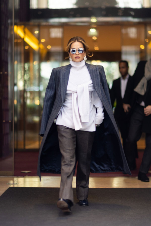 Rita Ora Heads to Dior Fashion Show in Paris, January 2024 2