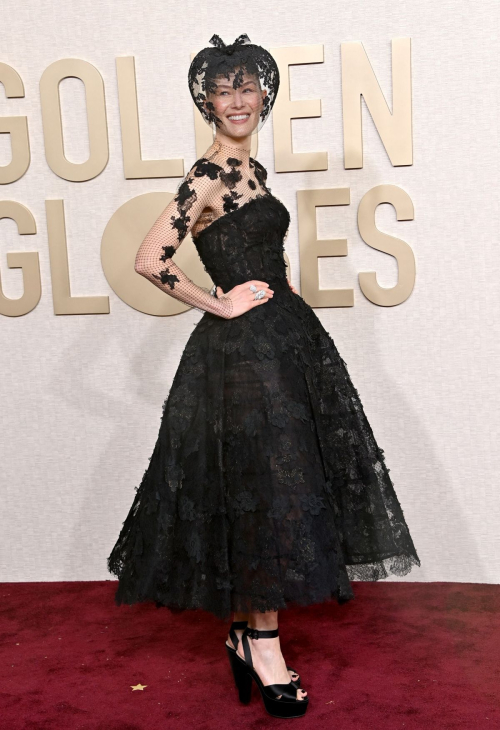 Rosamund Pike at Golden Globe Awards, January 2024 1