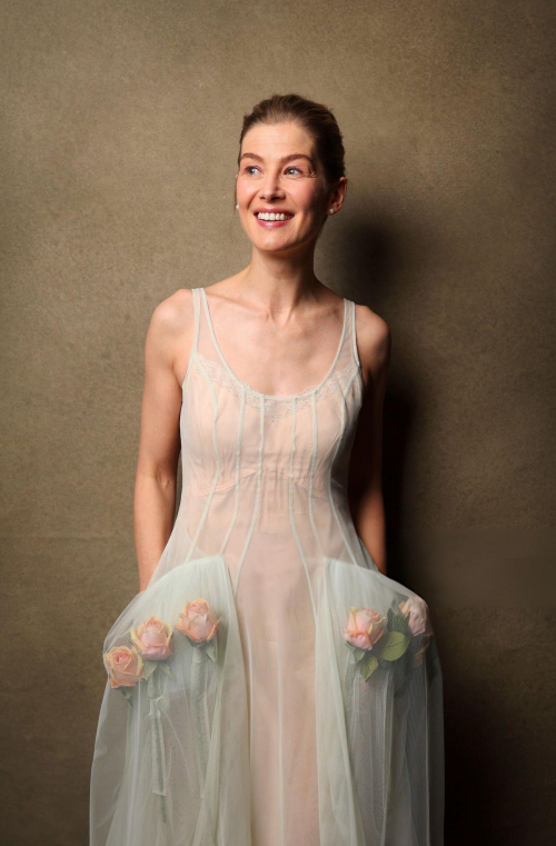 Rosamund Pike BAFTA Tea Party Portrait, January 2024 9