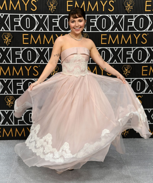 Sammi Hanratty at 75th Primetime Emmy Awards in Los Angeles, January 2024 2