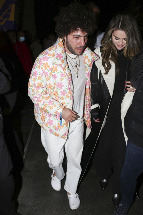 Selena Gomez and Benny Blanco Leave Lakers vs Miami Heat Game, January 2024 2