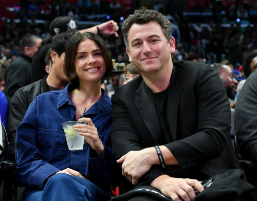 Shelley Hennig at Clippers vs Miami Heat Game in Los Angeles, January 2024 3