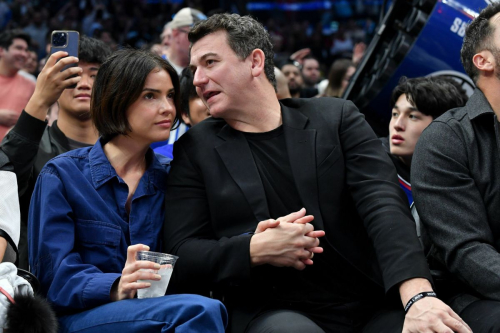 Shelley Hennig at Clippers vs Miami Heat Game in Los Angeles, January 2024 5