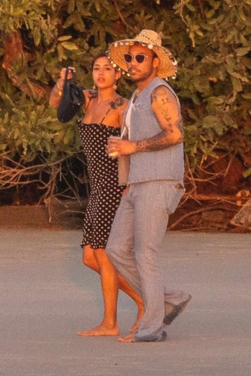 Sterre Martin Tapilatu and Anderson Paak Out at a Beach in Puerto Vallarta, January 2024