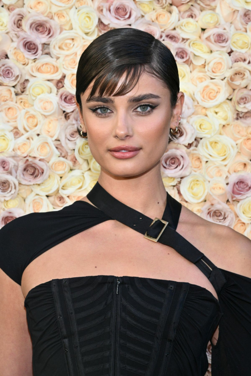 Taylor Hill at Golden Globe Awards, January 2024 1