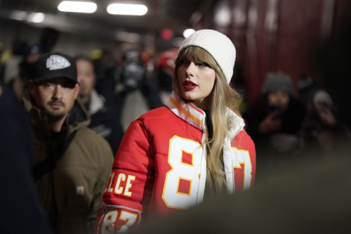 Taylor Swift at Miami Dolphins vs Kansas City Chiefs Playoff Game, January 2024 9