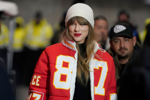 Taylor Swift at Miami Dolphins vs Kansas City Chiefs Playoff Game, January 2024 6