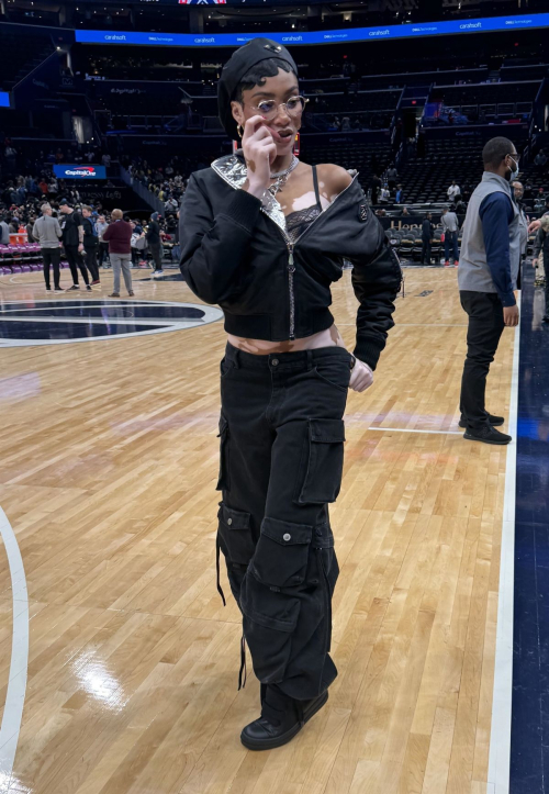 Winnie Harlow at Washington Wizards Game in Washington, January 2024 3