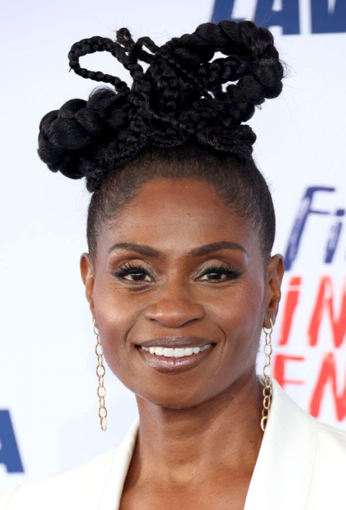 Adina Porter at Film Independent Spirit Awards in Santa Monica, February 2024 3