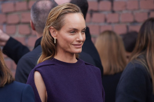 Amber Valletta Arrives at Fendi Fashion Show in Milan, February 2024 6