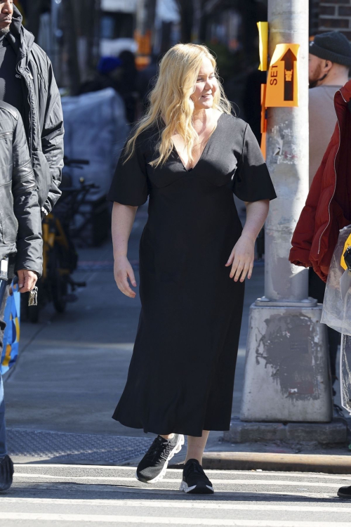 Amy Schumer on Set of Kinda Pregnant New York, February 2024 3