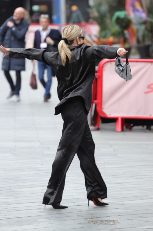 Ashley Roberts Records TikTok at Heart Breakfast London, February 2024 4