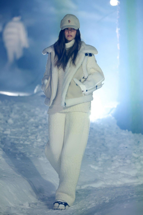 Barbara Palvin at Moncler FW24 Fashion Show in St Moritz, February 2024 1