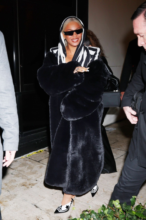 Beyonce Leaves Mea Culpa Premiere at Paris Theater in New York, February 2024 4