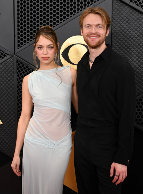 Claudia Sulewski at 66th Grammy Awards in Los Angeles, February 2024 1