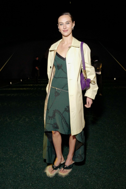 Devon Lee Carlson Arrives at Burberry Winter 2024 Show in London, February 2024 2